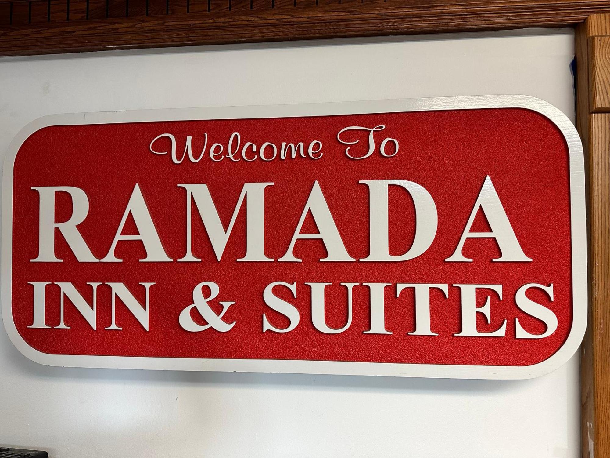 Ramada By Wyndham Saginaw Hotel & Suites Dış mekan fotoğraf