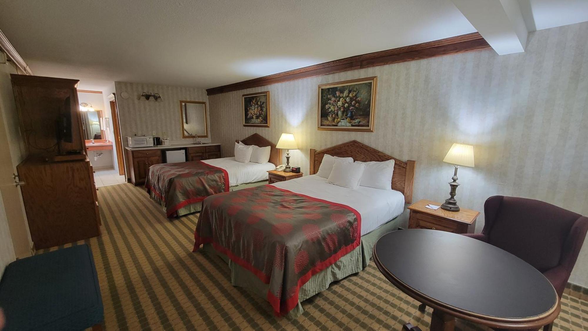 Ramada By Wyndham Saginaw Hotel & Suites Dış mekan fotoğraf